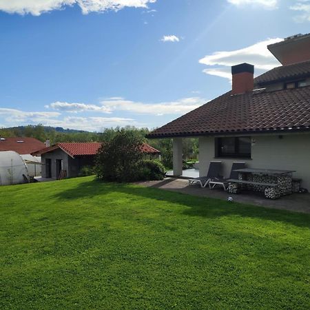 Urrumendi Mungia Exteriör bild