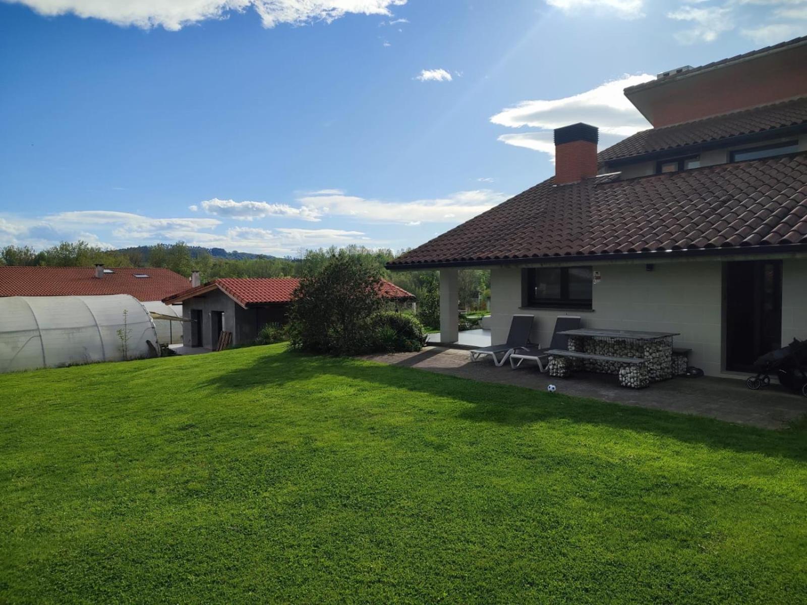Urrumendi Mungia Exteriör bild